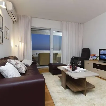 Rosy Apartment Makarska